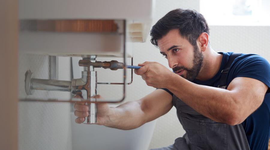 Professional sink repair services in Dowagiac, MI